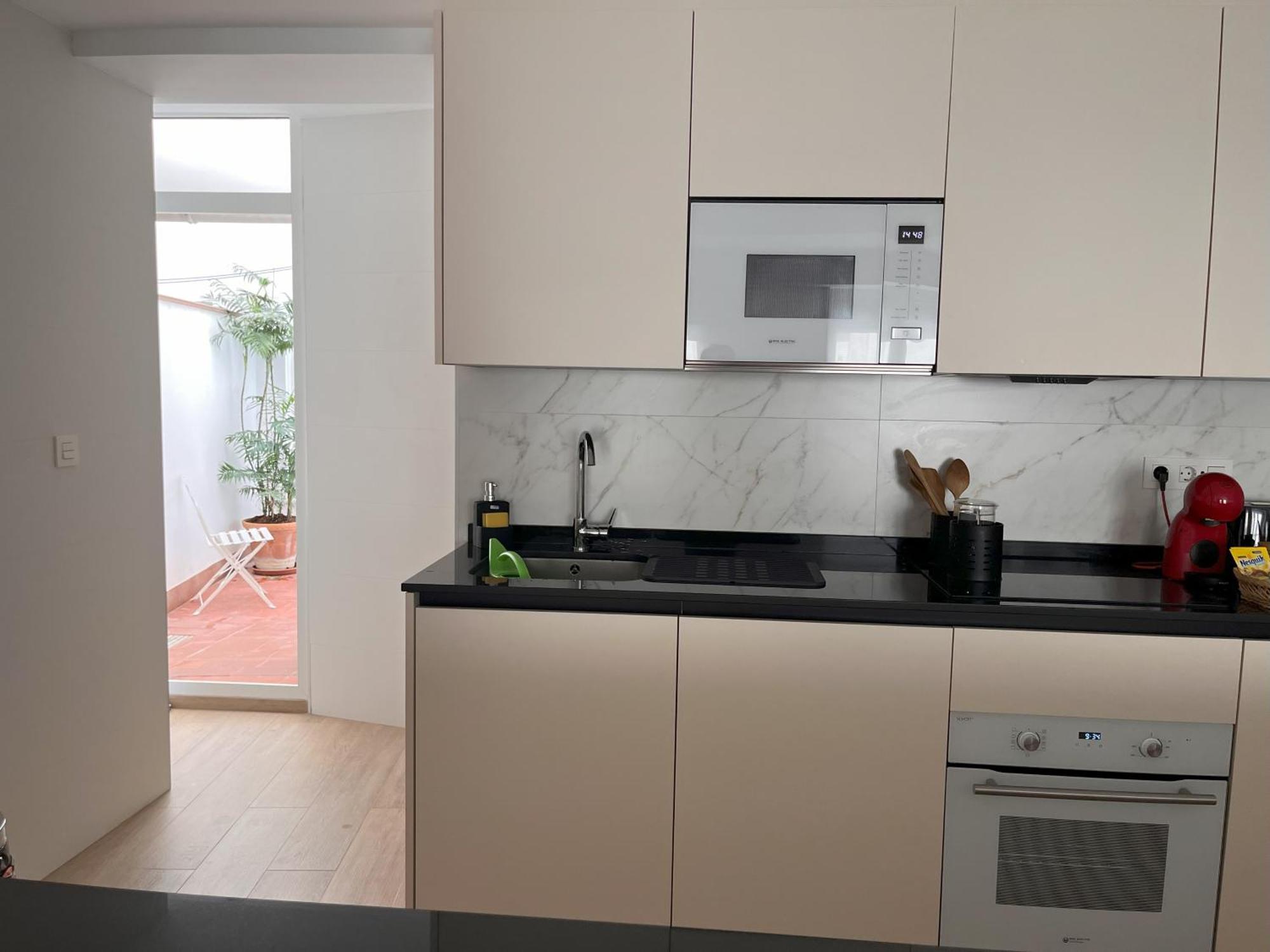 Precioso Apartamento Con Patio Granada Eksteriør bilde